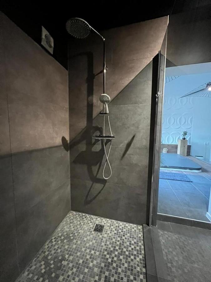 Апартаменти Wellness Loft Юі Екстер'єр фото
